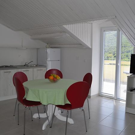 Apartments Petar Draga Bascanska Luaran gambar