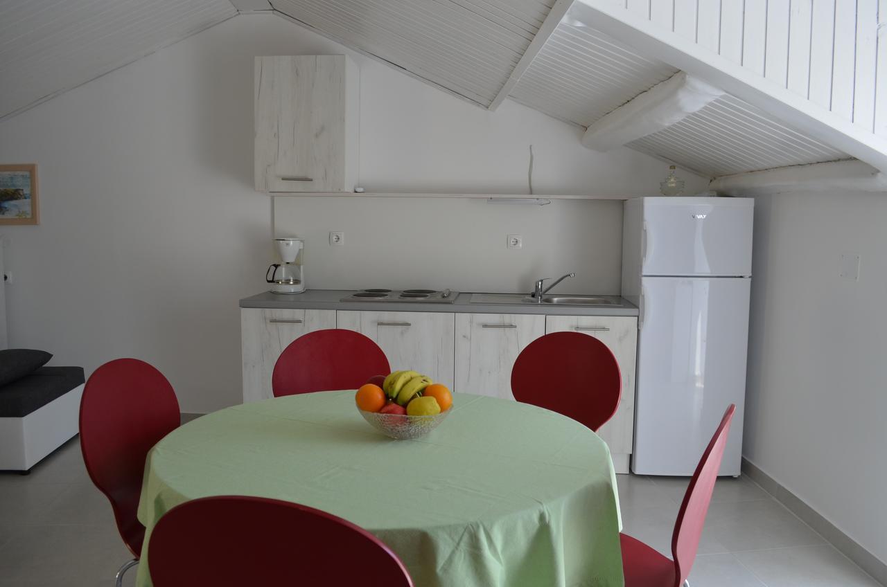 Apartments Petar Draga Bascanska Luaran gambar