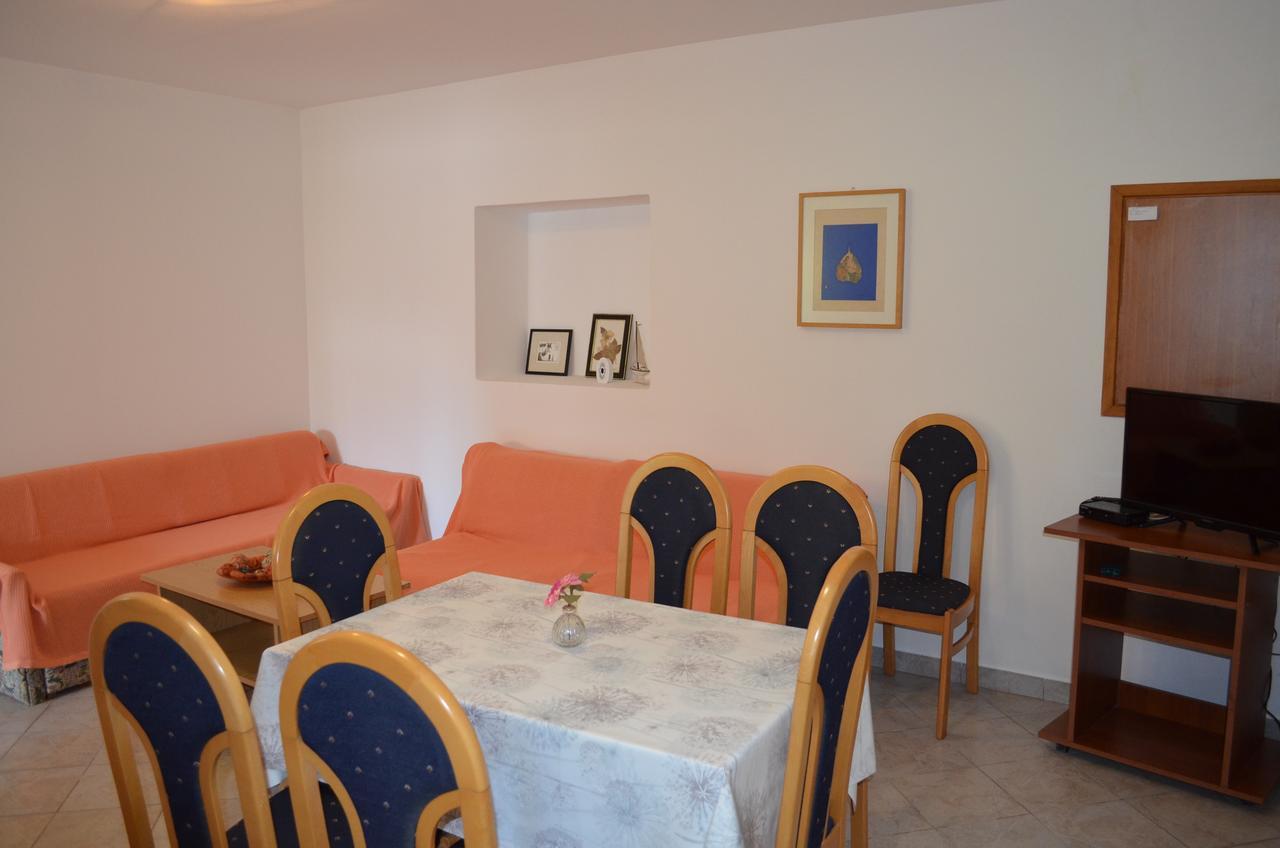 Apartments Petar Draga Bascanska Luaran gambar